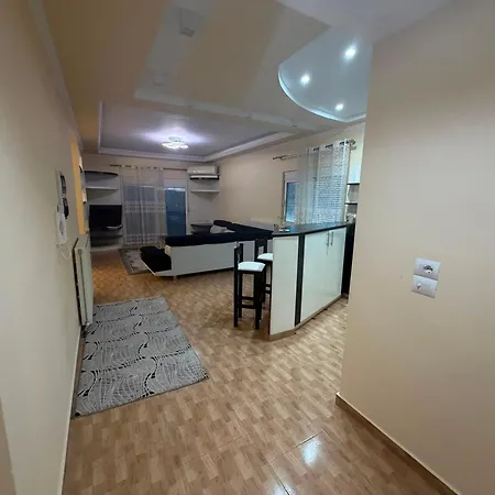 Valdetis Appartamento Sarandë